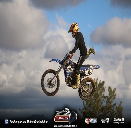 SUPERCROSS TINCO  EN HONOR A LA FERIA DE MIXCO