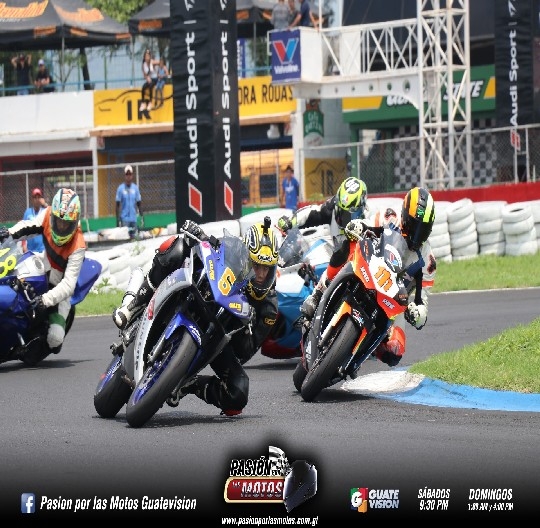 PARILLAS LLENAS EN LA COPA YAMAHA