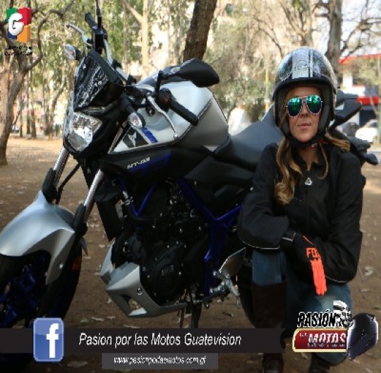 PRUEBA DE MANEJO YAMAHA MT03 2017