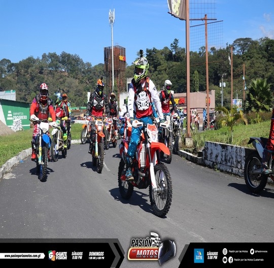 ENDURO TOURS &quot;CATARATAS DEL NIAGARA&quot;