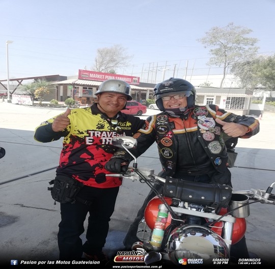 RECORRIERON ZACAPA EN SUS CROMADAS MOTOCICLETAS