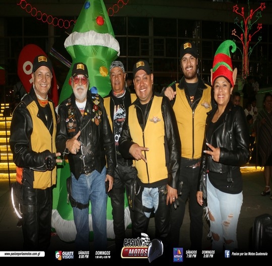 DESFILE NAVIDEÑO MOTOCLAUS