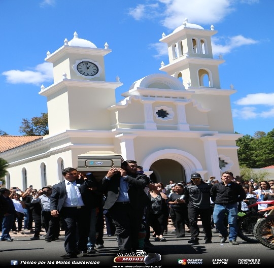 EL ÚLTIMO ADIÓS A VICKO CASTILLO